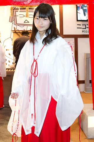 曝皇马为内马尔开天价：5年合同 税后年薪4000万！-足球入口